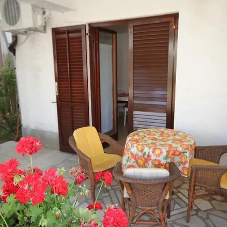 With A Parking Space Mali Lošinj