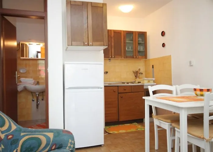 Apartament With A Parking Space Mali Lošinj