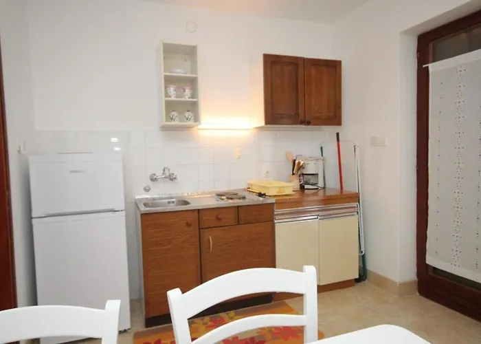 With A Parking Space Apartament Mali Lošinj