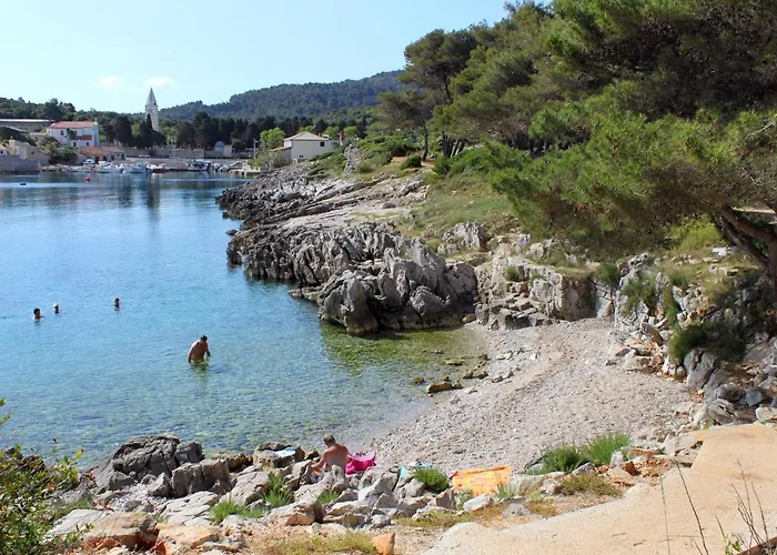 Apartment With A Parking Space Mali Lošinj